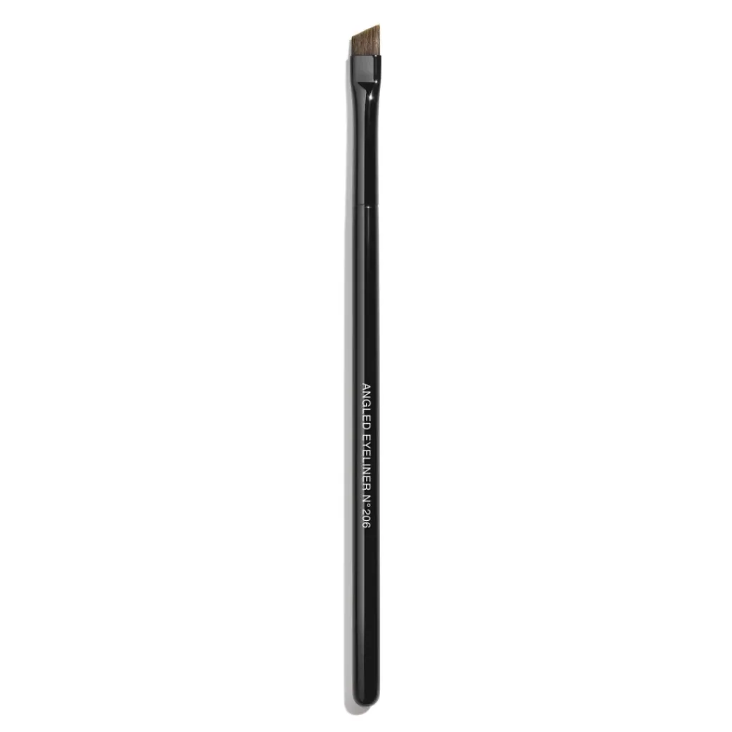 CHANEL Angled Eyeliner Brush N°206 Powder And Cream Eyeliner Brush - Fredrik & Louisa