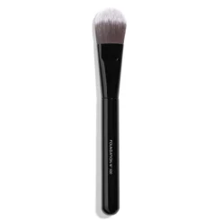 CHANEL Foundation Brush N°100 Foundation Brush - Fredrik & Louisa