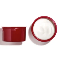 CHANEL N°1 De Chanel Red Camellia Cream - Refill Plumps – Smooths – Protects - Fredrik & Louisa
