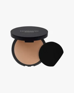 CHANEL N°1 De Chanel Skin Enhancer Boosts Skin’s Radiance - Evens - Perfects - Fredrik & Louisa