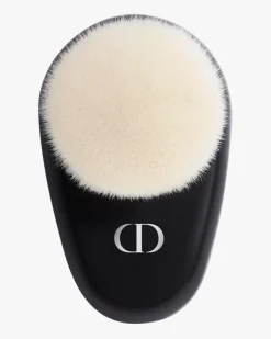 Dior Backstage Face Brush N°18 Multi-Use Complexion Brush