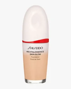 RevitalEssence Skin Glow Foundation 30 ml